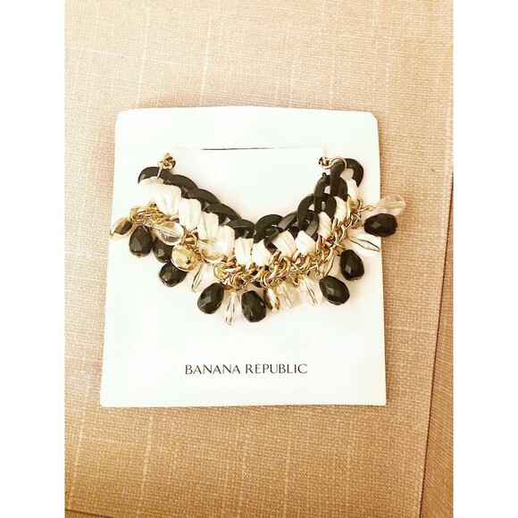 Banana Republic Charm Link Chain Toggle Black Gold Charm Bracelet NWT 55.00 - Picture 6 of 6